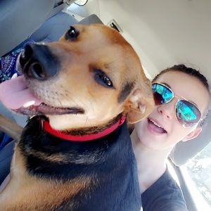 Meet your Posher, Kelley